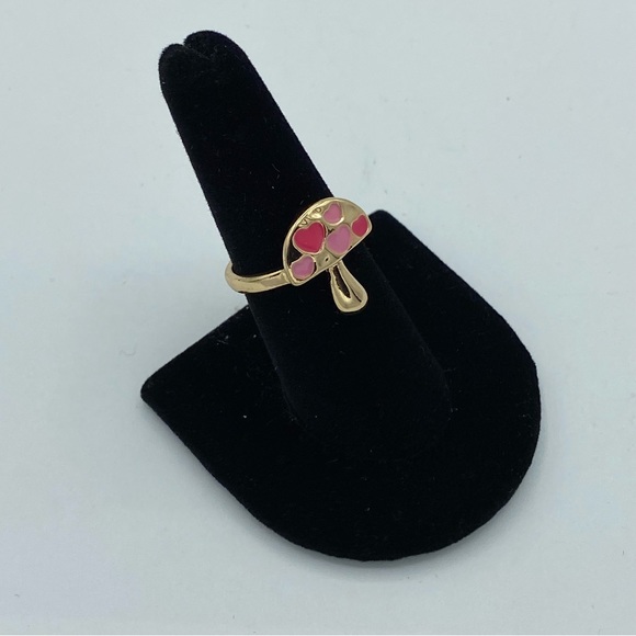 Retro Gold Valentine's Day Mushroom Hearts Ring - Picture 4 of 7